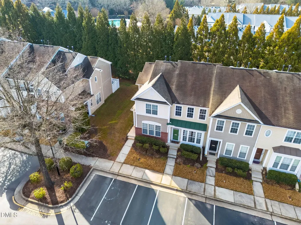 7831 Spungold Street Raleigh NC 27617