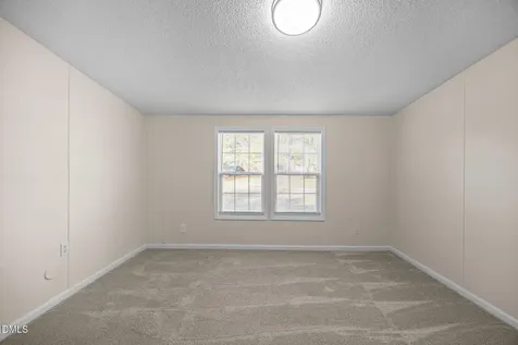 91 Pine Ridge Trail Henderson NC 27537