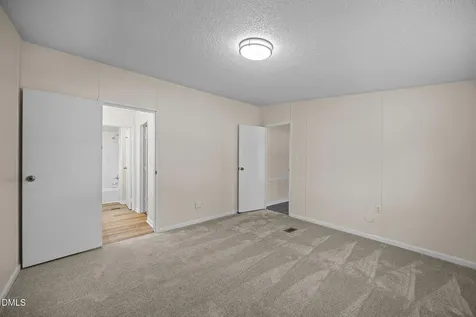 91 Pine Ridge Trail Henderson NC 27537