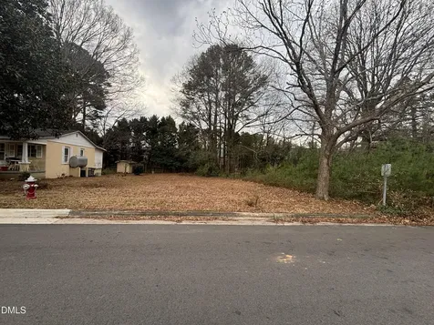 120 Boyd Street Cary NC 27513
