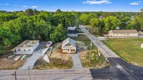 509 E Harnett Street Dunn NC 28334