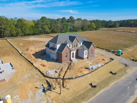 2428 Rosslare Mews Lane Wendell NC 27591