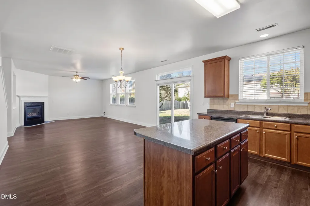 238 Larktree Lane Fuquay Varina NC 27526