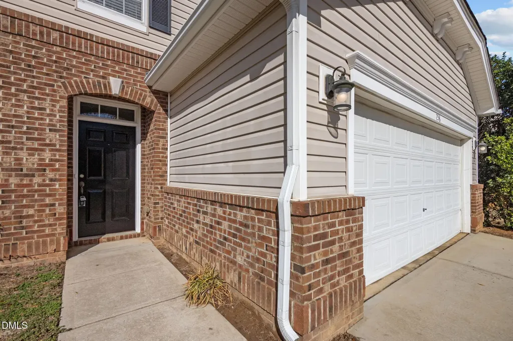 238 Larktree Lane Fuquay Varina NC 27526