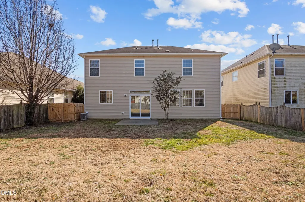 238 Larktree Lane Fuquay Varina NC 27526