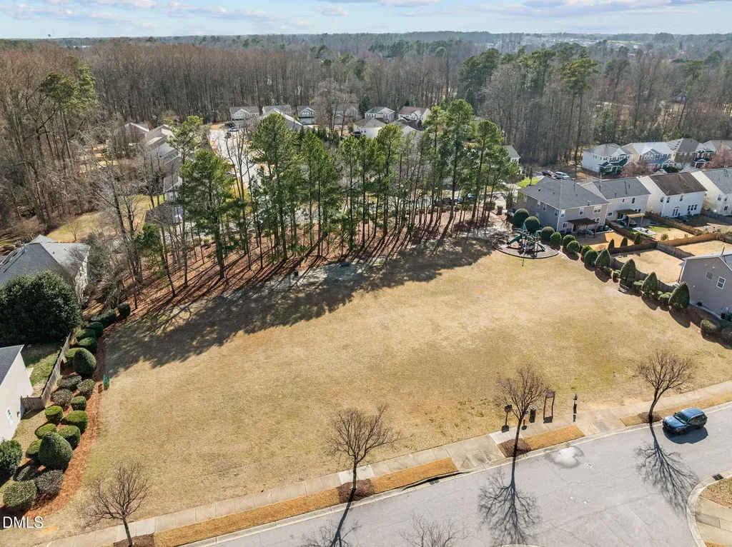 238 Larktree Lane Fuquay Varina NC 27526