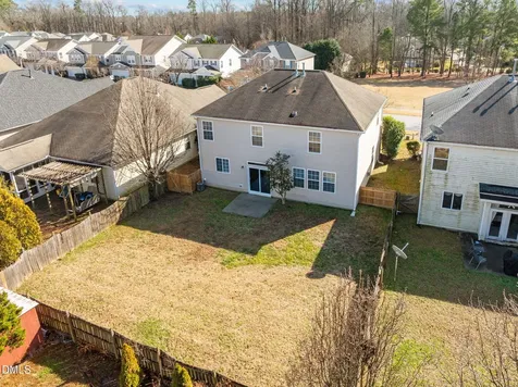 238 Larktree Lane Fuquay Varina NC 27526