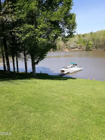 324 Holly Berry Lane Roxboro NC 27574