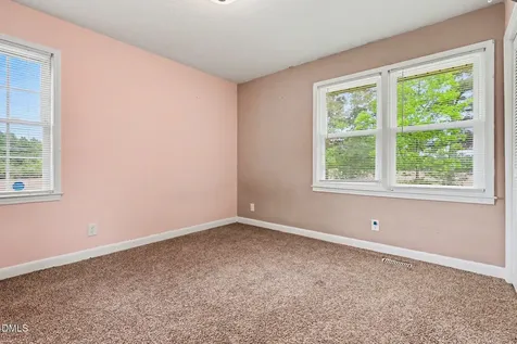 875 Wynn Road Clinton NC 28328
