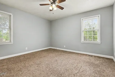 875 Wynn Road Clinton NC 28328