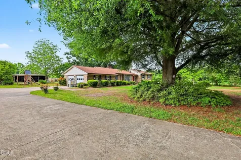 875 Wynn Road Clinton NC 28328