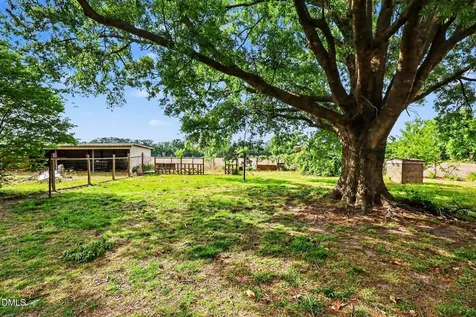 875 Wynn Road Clinton NC 28328