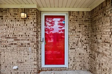 875 Wynn Road Clinton NC 28328