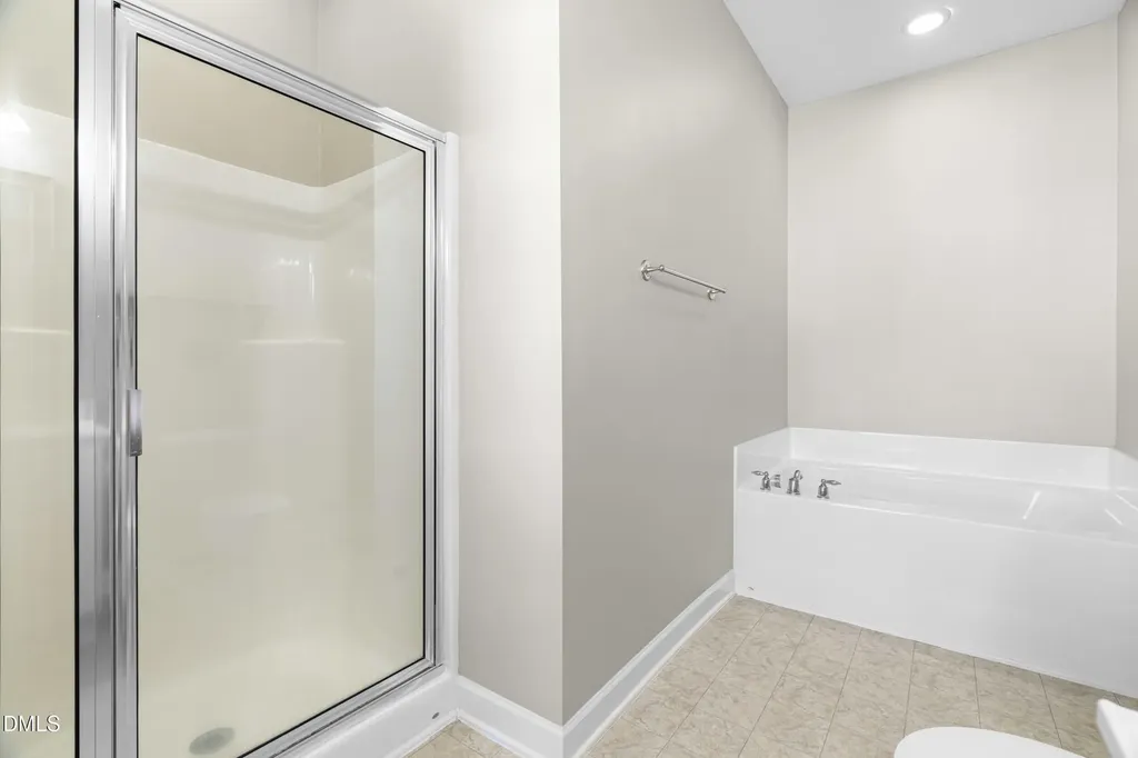 2522 Spring Oaks Way Raleigh NC 27614