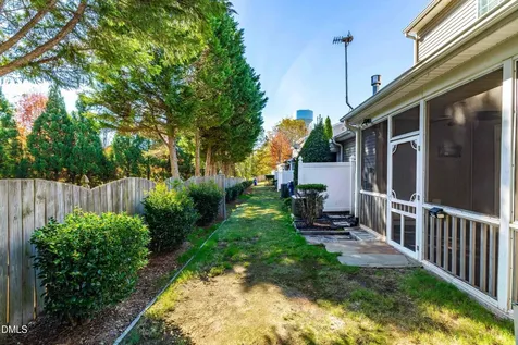 2522 Spring Oaks Way Raleigh NC 27614