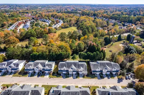 2522 Spring Oaks Way Raleigh NC 27614
