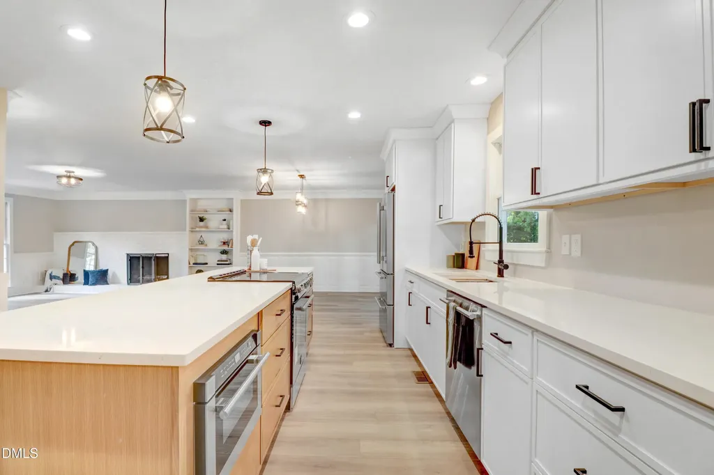 1609 Falls Court Raleigh NC 27615