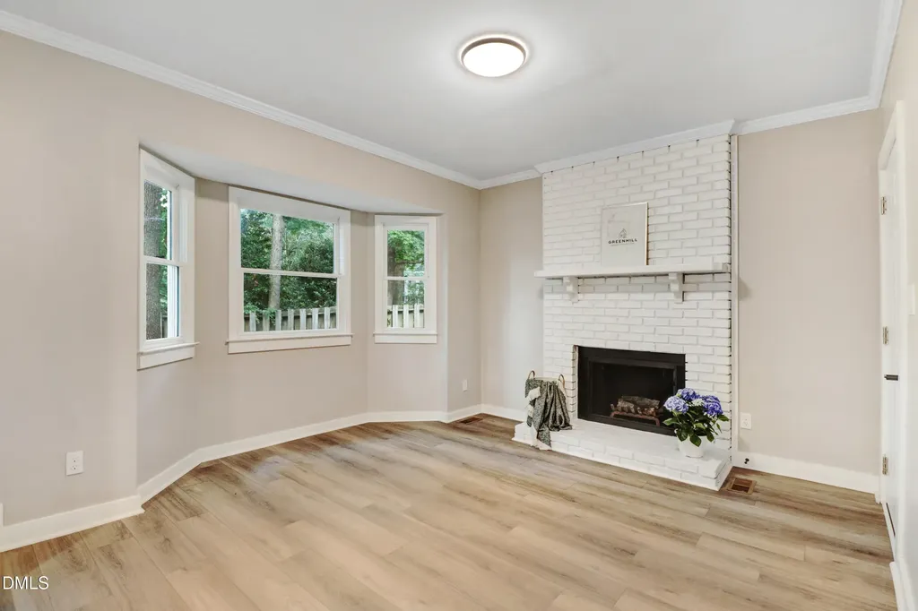1609 Falls Court Raleigh NC 27615