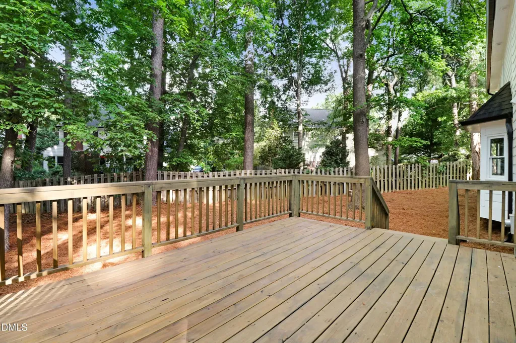1609 Falls Court Raleigh NC 27615