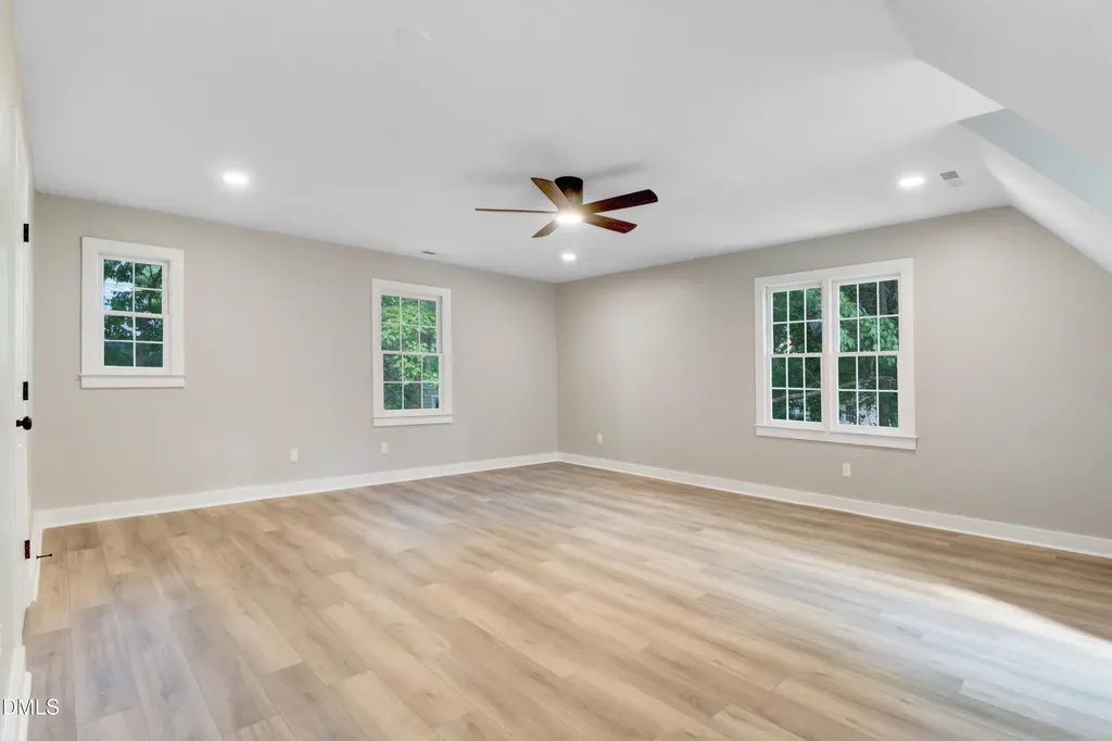 1609 Falls Court Raleigh NC 27615