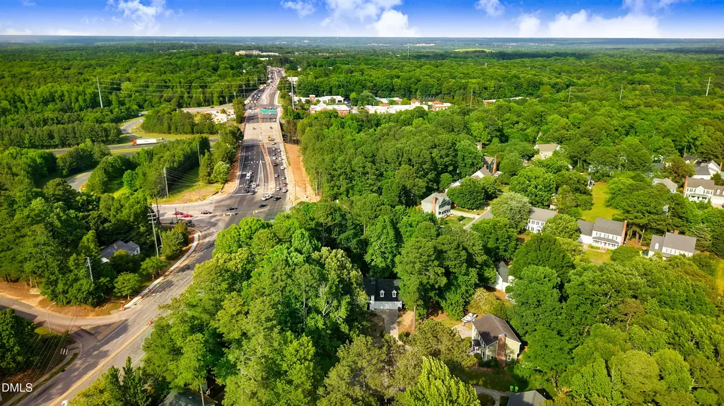 1609 Falls Court Raleigh NC 27615