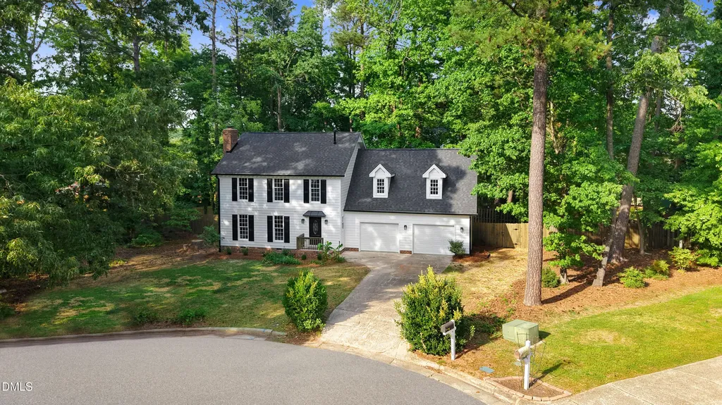 1609 Falls Court Raleigh NC 27615
