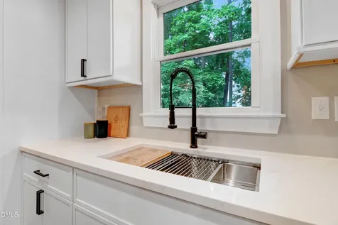 1609 Falls Court Raleigh NC 27615