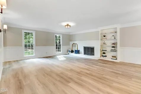 1609 Falls Court Raleigh NC 27615