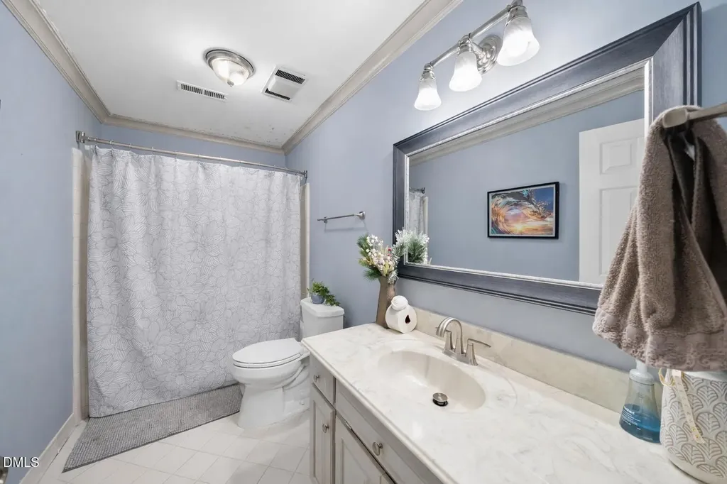 8705 Chatterleigh Circle Raleigh NC 27615