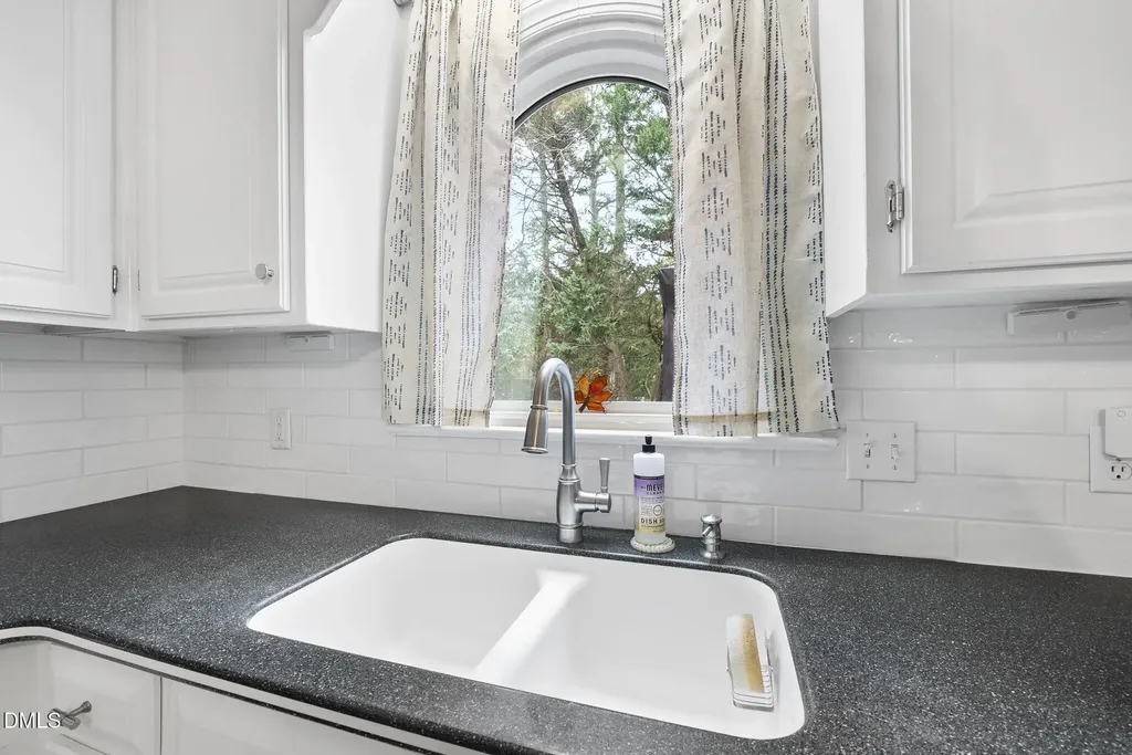 8705 Chatterleigh Circle Raleigh NC 27615