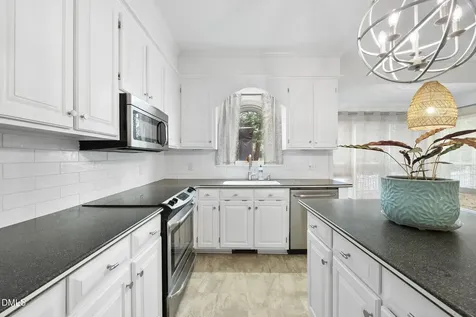 8705 Chatterleigh Circle Raleigh NC 27615