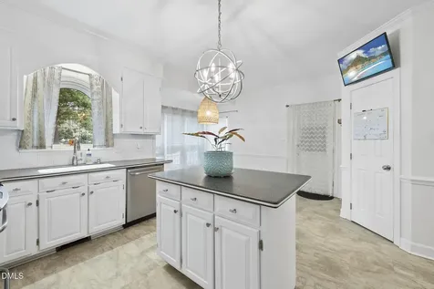 8705 Chatterleigh Circle Raleigh NC 27615