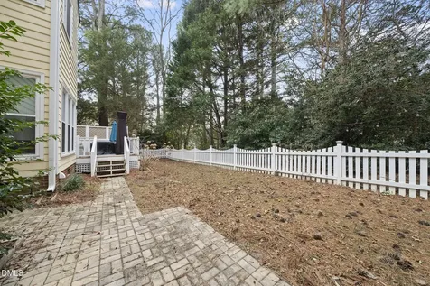 8705 Chatterleigh Circle Raleigh NC 27615