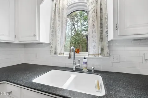 8705 Chatterleigh Circle Raleigh NC 27615