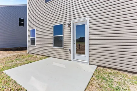 2217 Nahunta Road Pikeville NC 27863