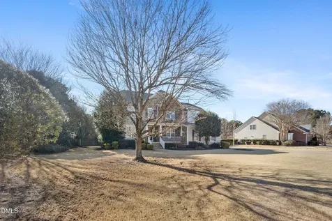5516 Colonial Oaks Drive Apex NC 27539