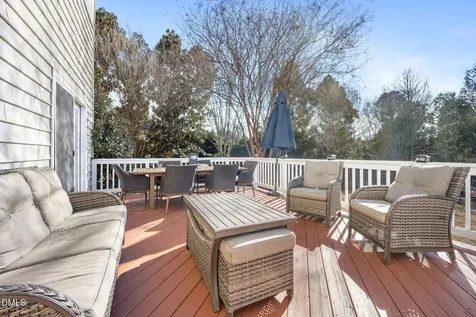 5516 Colonial Oaks Drive Apex NC 27539