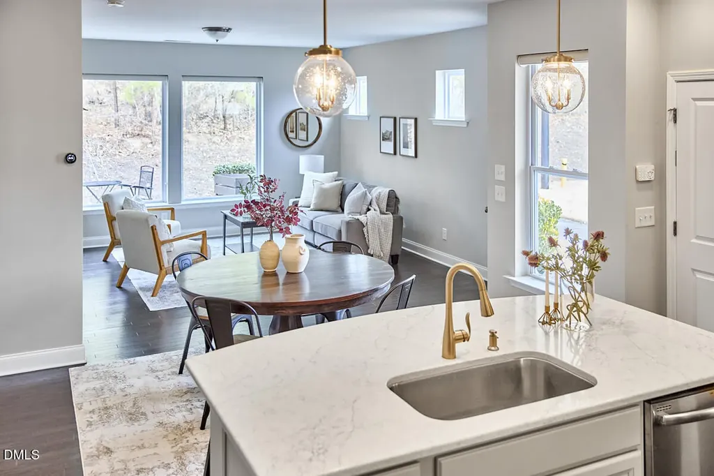189 Manordale Drive Chapel Hill NC 27517