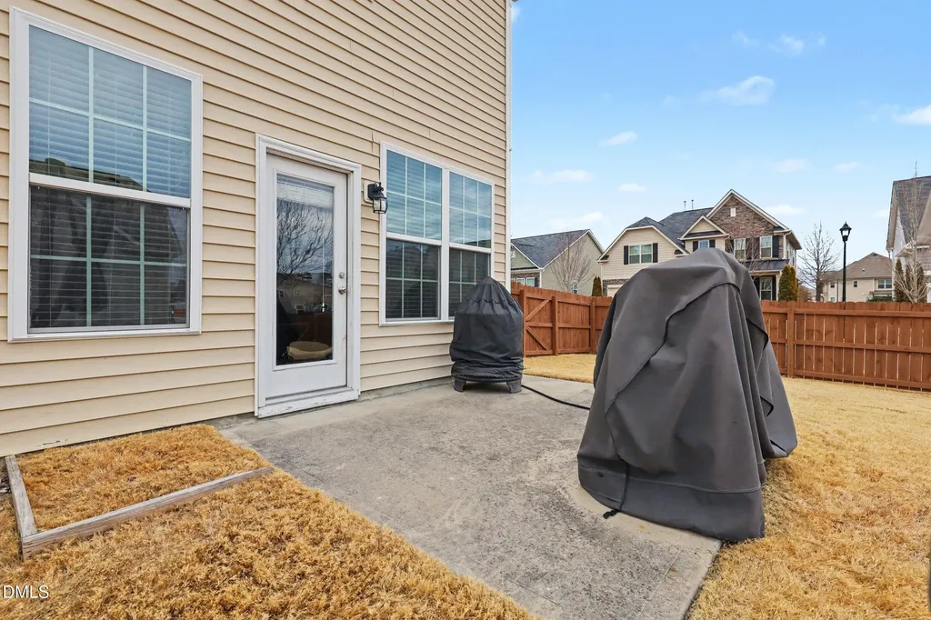 7471 Randshire Way Raleigh NC 27616