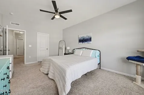 905 Saratoga Drive Durham NC 27704