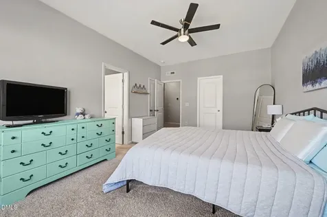 905 Saratoga Drive Durham NC 27704