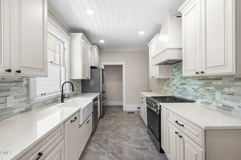 1902 Glenwood Avenue Raleigh NC 27608