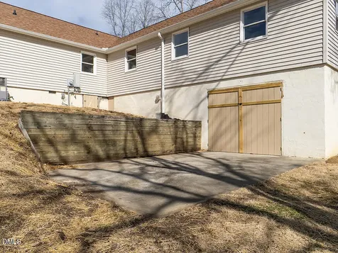 512 Monroe Holt Road Graham NC 27253
