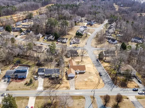 512 Monroe Holt Road Graham NC 27253