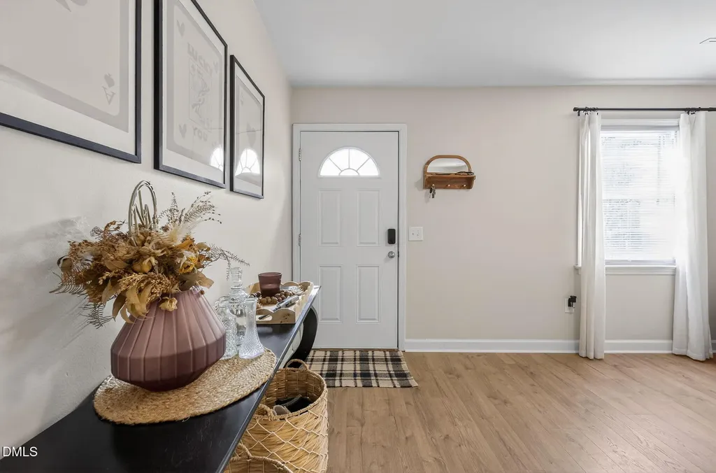 2708 Plainsfield Circle Raleigh NC 27610