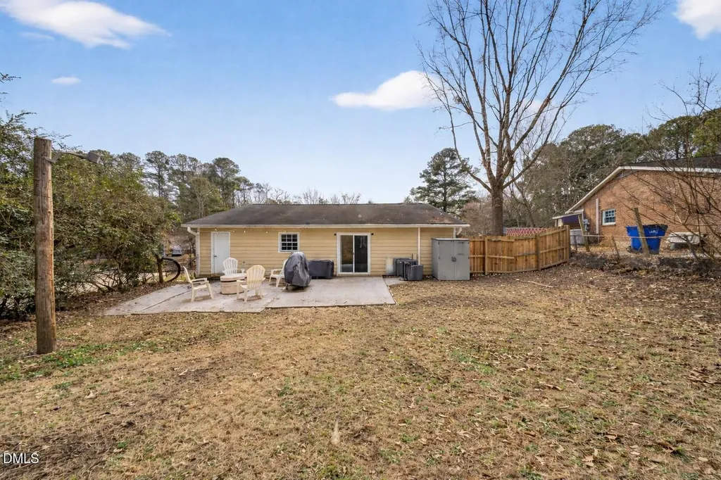 2708 Plainsfield Circle Raleigh NC 27610