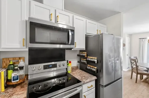 2708 Plainsfield Circle Raleigh NC 27610