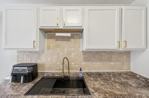 2708 Plainsfield Circle Raleigh NC 27610