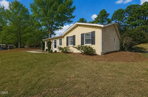 2708 Plainsfield Circle Raleigh NC 27610