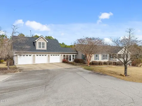 120 Mockingbird Lane Spring Lake NC 28390